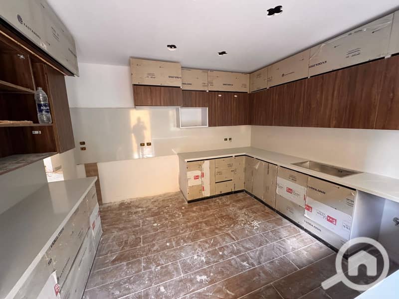 9 WhatsApp Image 2025-10-05 at 4.50. 10 PM (1). jpeg