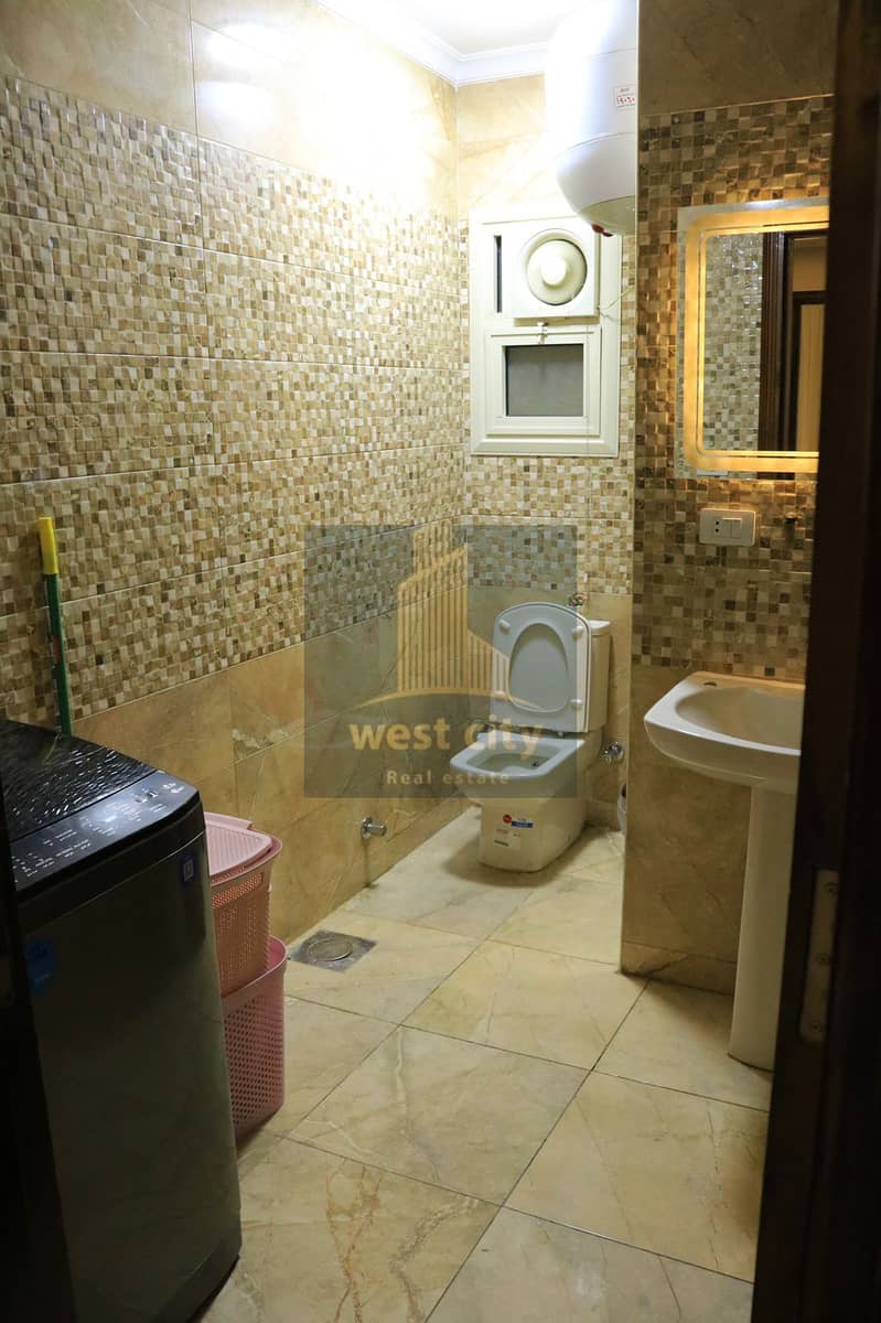 3 5ab2a45f-2f75-40c3-82f7-4248b05b3e95. jpg