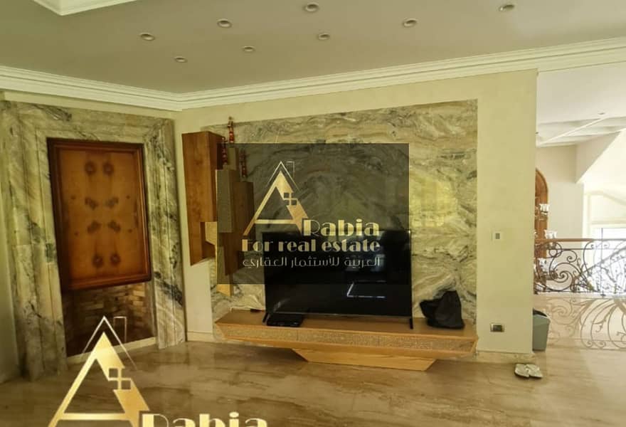 9 40ecd95a-3f8d-4c63-9e3f-57f42c28e3e9. jpg