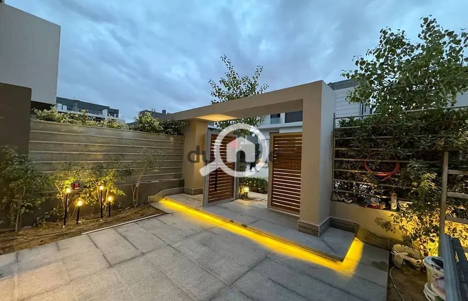 3 148835216-800x600_1400x900. jpg