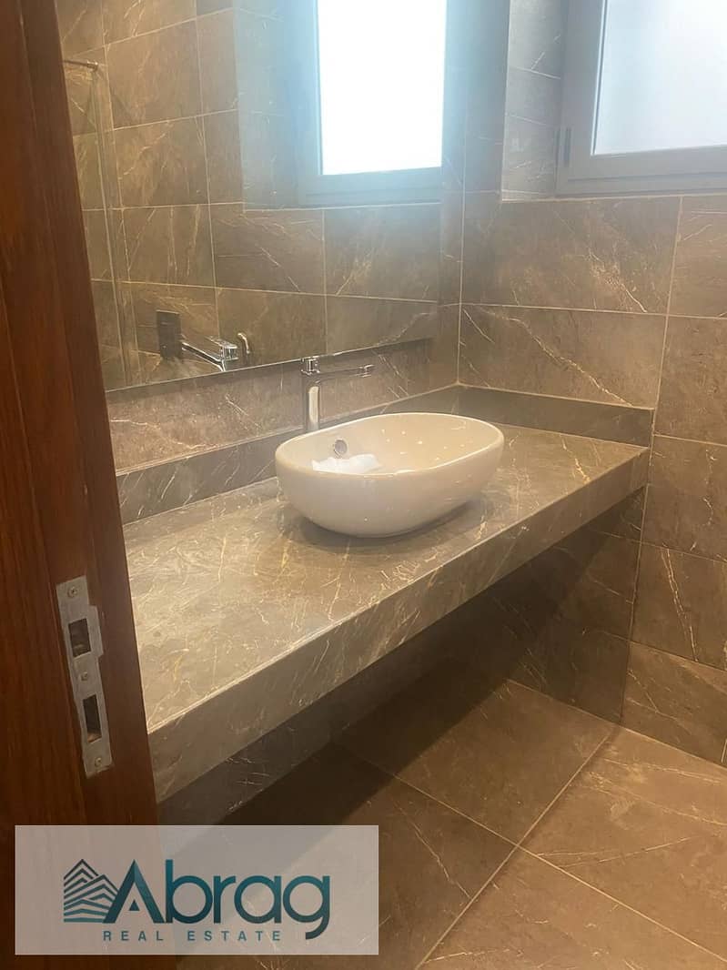 2 WhatsApp Image 2025-09-09 at 2.13. 44 PM. jpeg