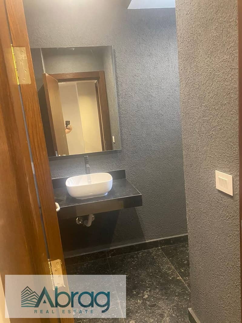 5 WhatsApp Image 2025-09-09 at 2.13. 43 PM (1). jpeg