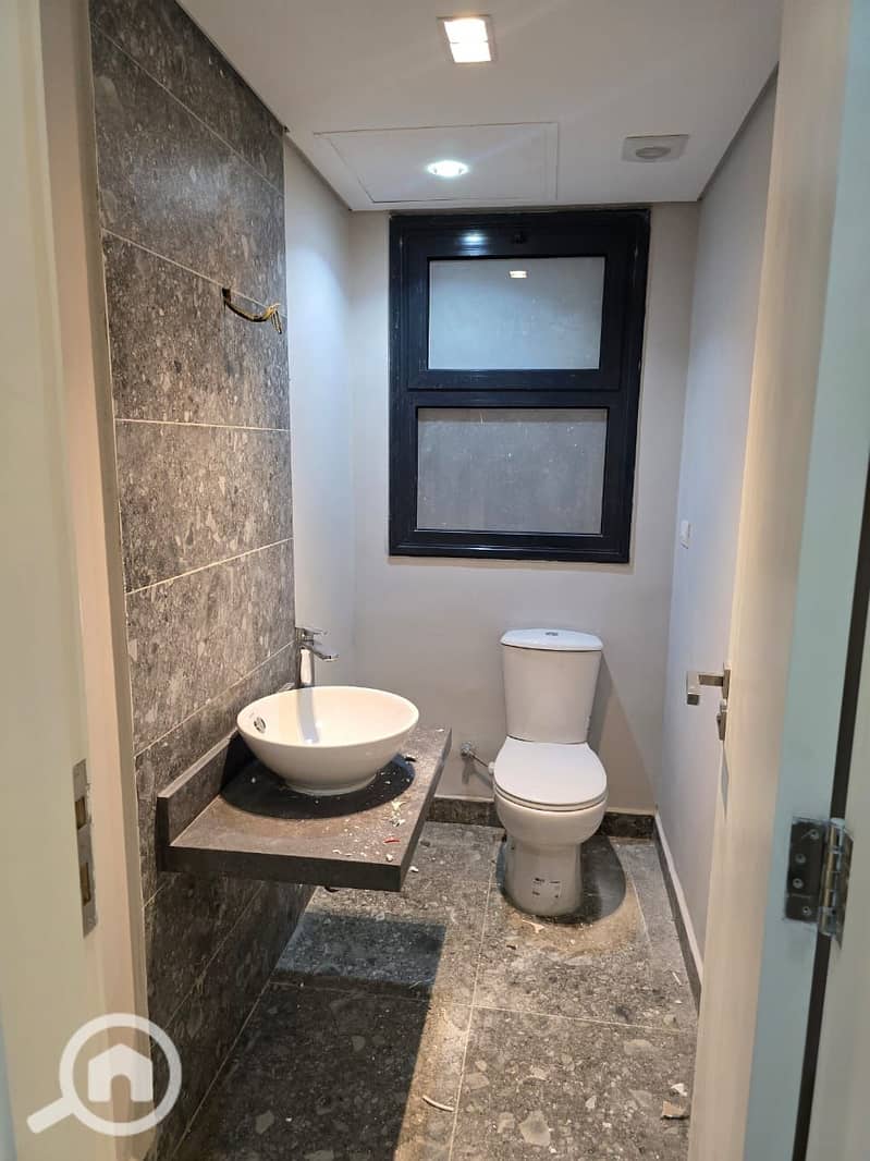 2 WhatsApp Image 2025-09-23 at 3.12. 19 PM (3). jpeg