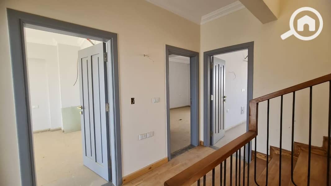 2 WhatsApp Image 2025-10-20 at 11.36. 06 AM (1). jpeg