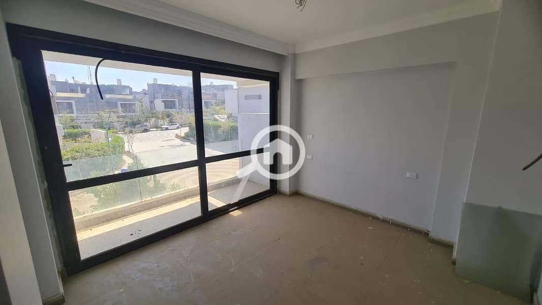 4 WhatsApp Image 2025-10-20 at 11.36. 05 AM (1). jpeg