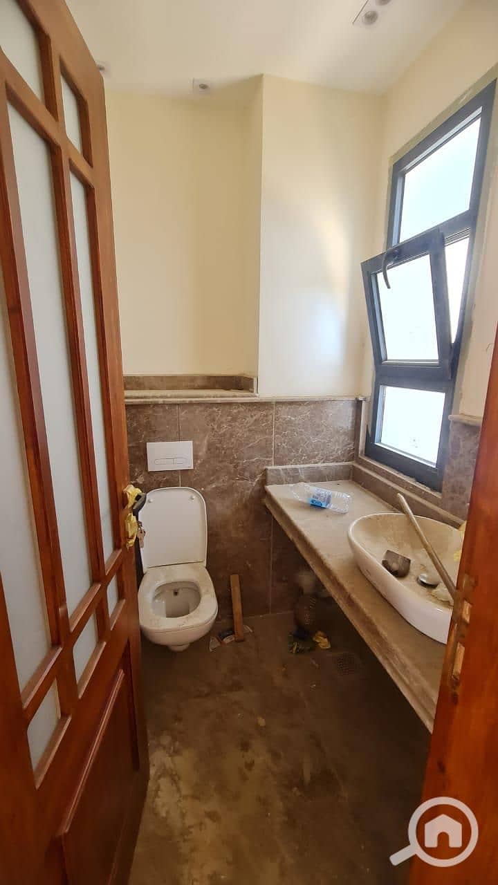 6 WhatsApp Image 2025-10-20 at 11.36. 04 AM. jpeg