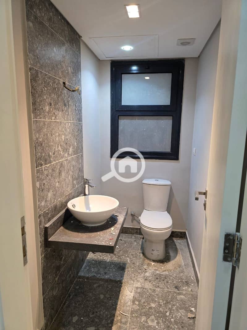 2 WhatsApp Image 2025-09-23 at 3.12. 19 PM (3). jpeg