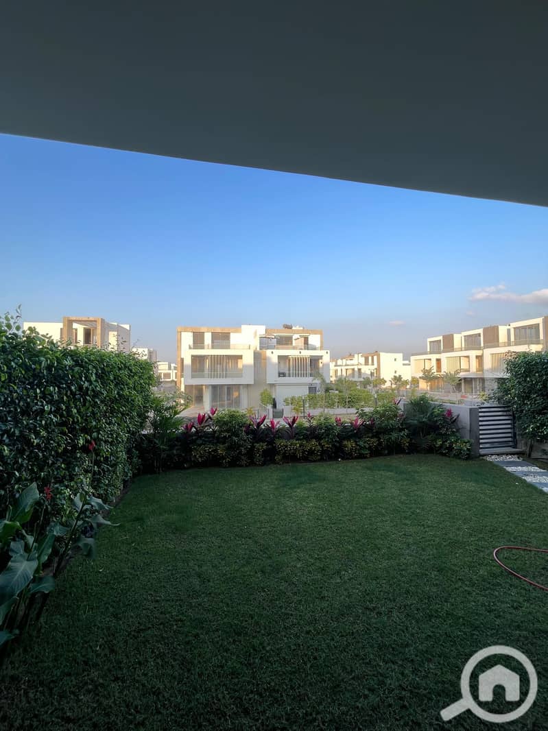 4 WhatsApp Image 2025-10-26 at 1.20. 56 PM (1). jpeg