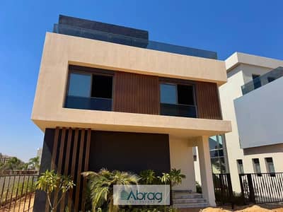 4 Bedroom Townhouse for Sale in Hadayek October, Giza - 2ca7c5e6-5c1f-44c0-937a-ee2923f71a09. jfif. jpg