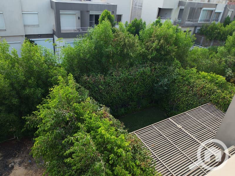 5 WhatsApp Image 2025-10-26 at 12.10. 23 PM (1). jpeg