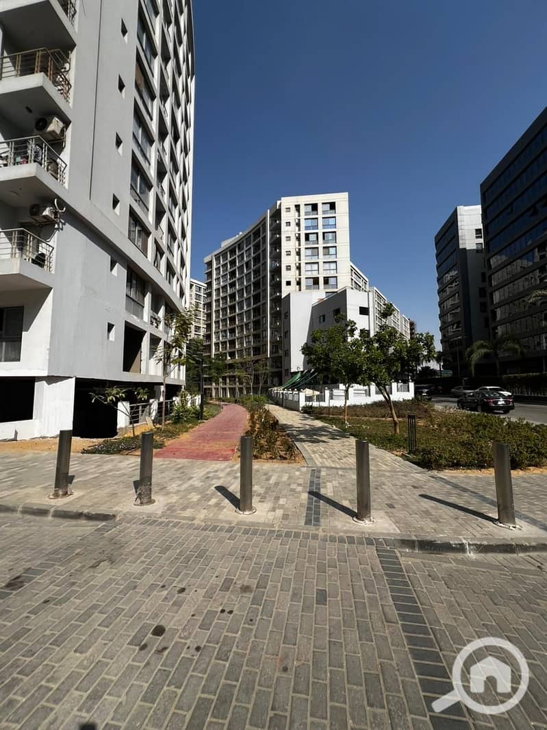 15 WhatsApp Image 2025-10-19 at 13.21. 34_c3f53b20. jpg