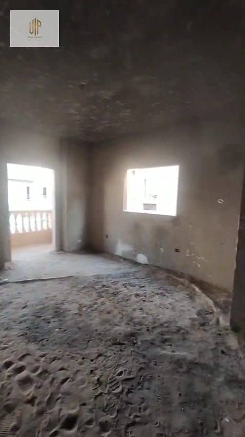 14 WhatsApp Image 2025-10-18 at 22.47. 31_f5faf6ee. jpg