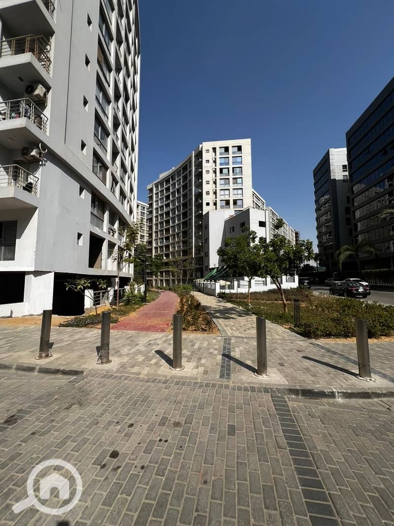 8 WhatsApp Image 2025-10-19 at 13.21. 34_c3f53b20. jpg