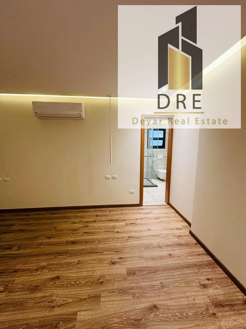 8 4985cf2f-19ae-43dd-974d-a95105e9a42d. jpg