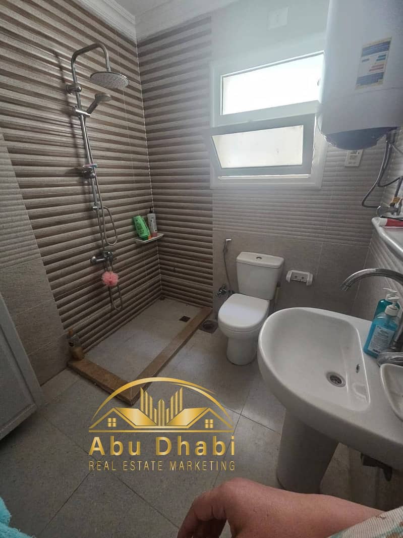 8 574370062_1429165832546400_6378290538151804337_n. jpg