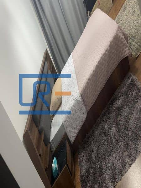 9 55846e26-e26b-41e4-bc7f-534517f109e7. jpg