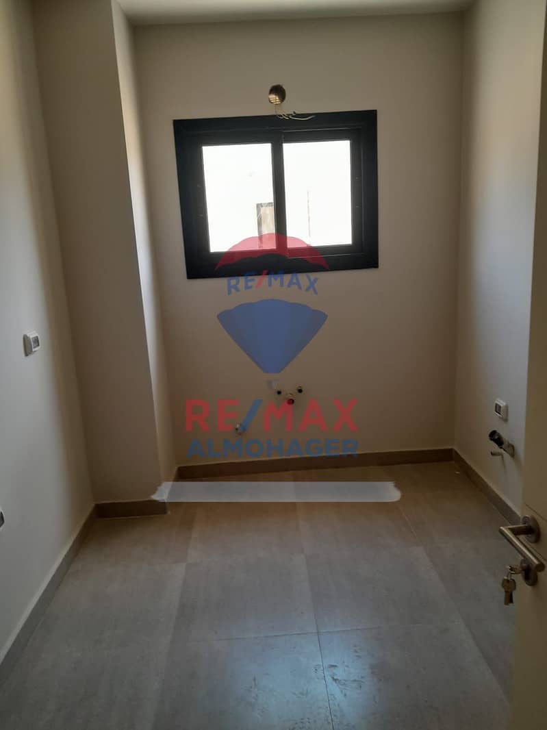 6 WhatsApp Image 2025-10-27 at 4.36. 54 PM (3). jpeg