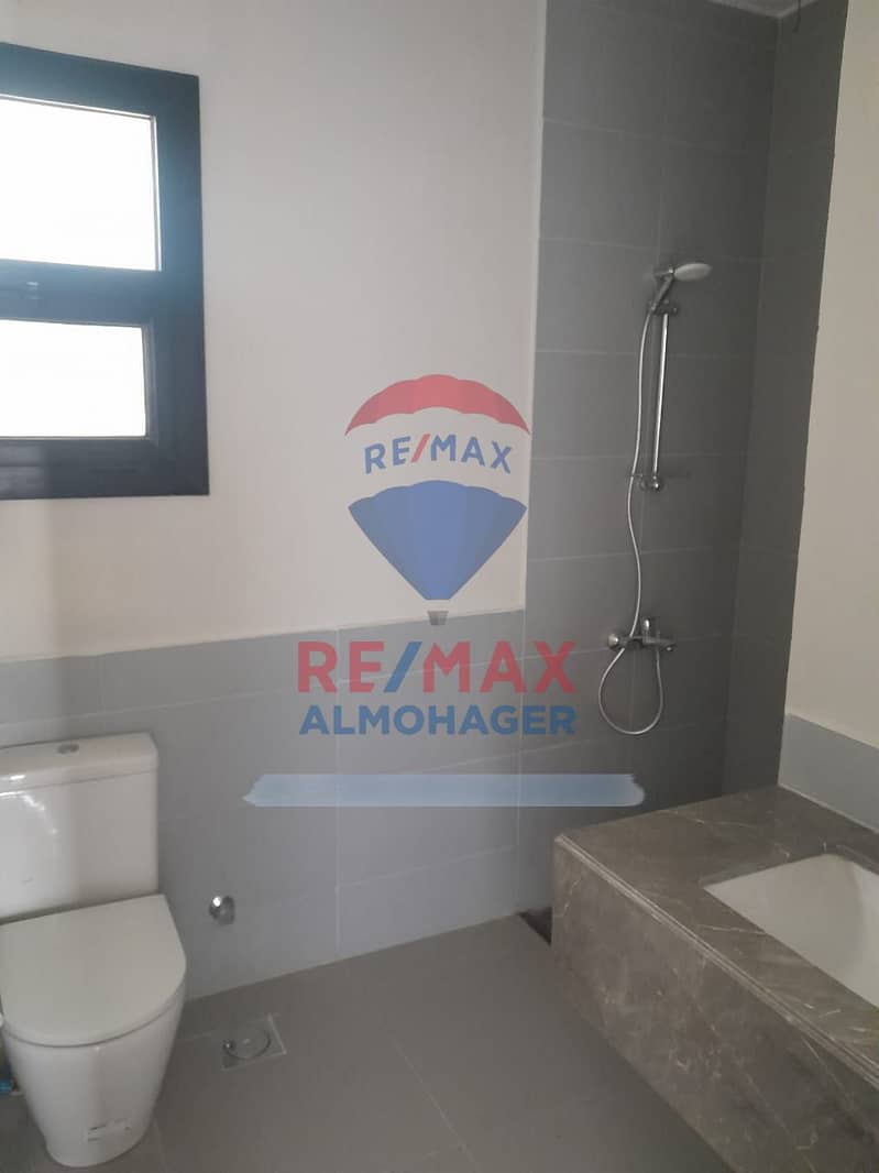 12 WhatsApp Image 2025-10-27 at 4.36. 55 PM. jpeg