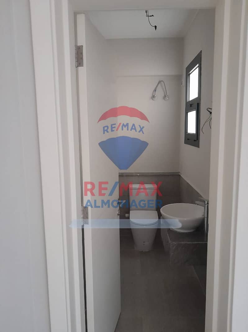 14 WhatsApp Image 2025-10-27 at 4.36. 56 PM (2). jpeg