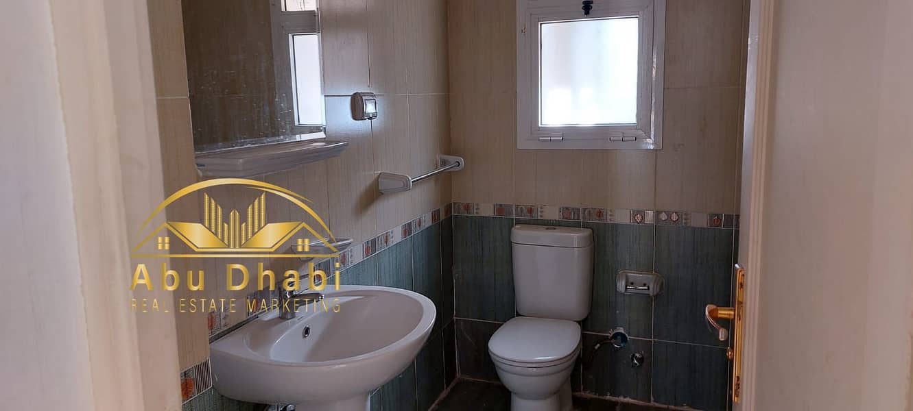 7 996ed2ed-7d64-4407-9c46-25c52ae357eb. jpg