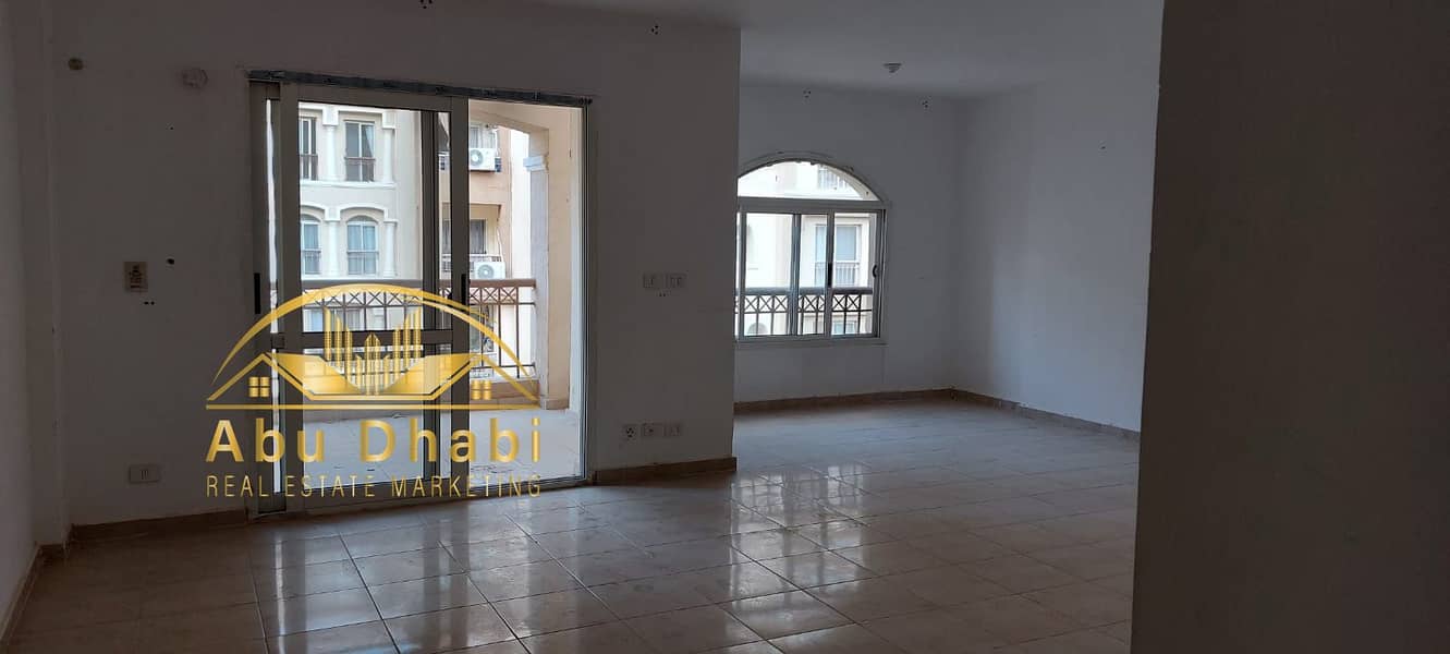 9 126a527e-79c7-43c3-a94d-1e6ec0fa17a4. jpg