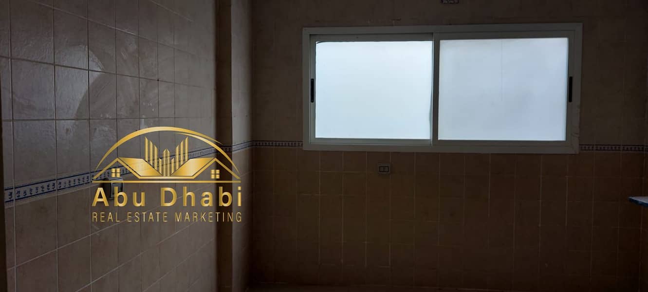 12 964c1c90-57ab-40bd-ac59-7b98423067b1. jpg