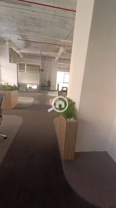 21 WhatsApp Image 2025-10-28 at 10.40. 03 AM. jpeg