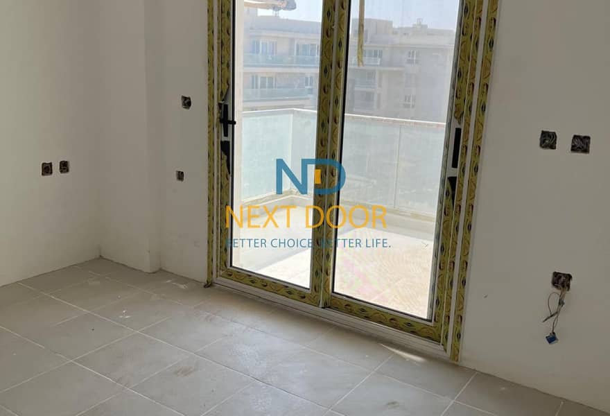 10 fdac0b93-4a5e-49ce-bcf9-52bb2db4c5c9. jpg