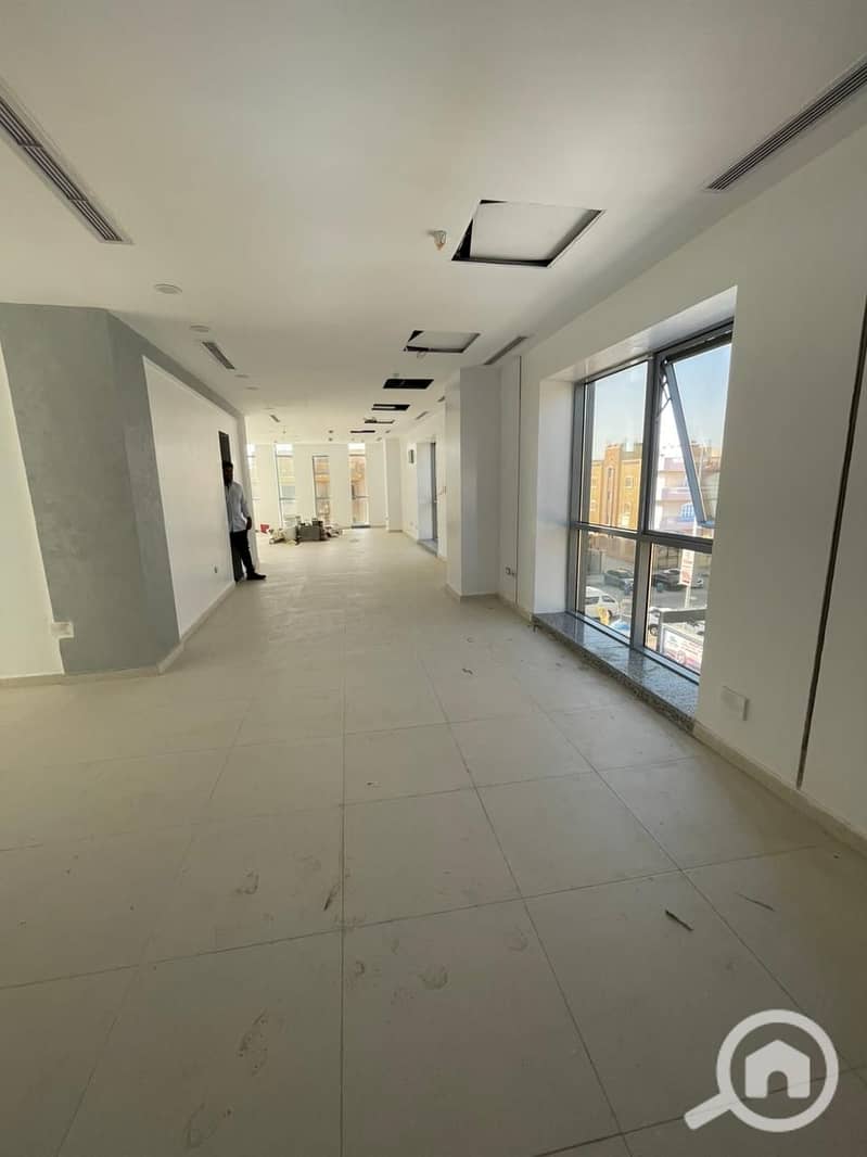 5 WhatsApp Image 2025-10-28 at 10.40. 56 AM. jpeg