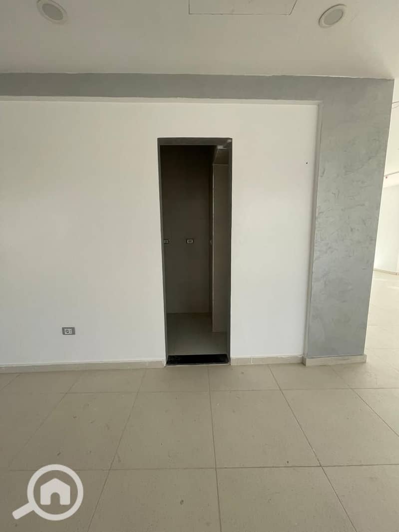 9 WhatsApp Image 2025-10-28 at 10.40. 59 AM. jpeg