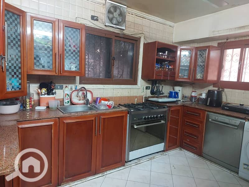 4 9a98f4e3-5fca-46c0-af6b-d4ae6cb82d8f. jpeg