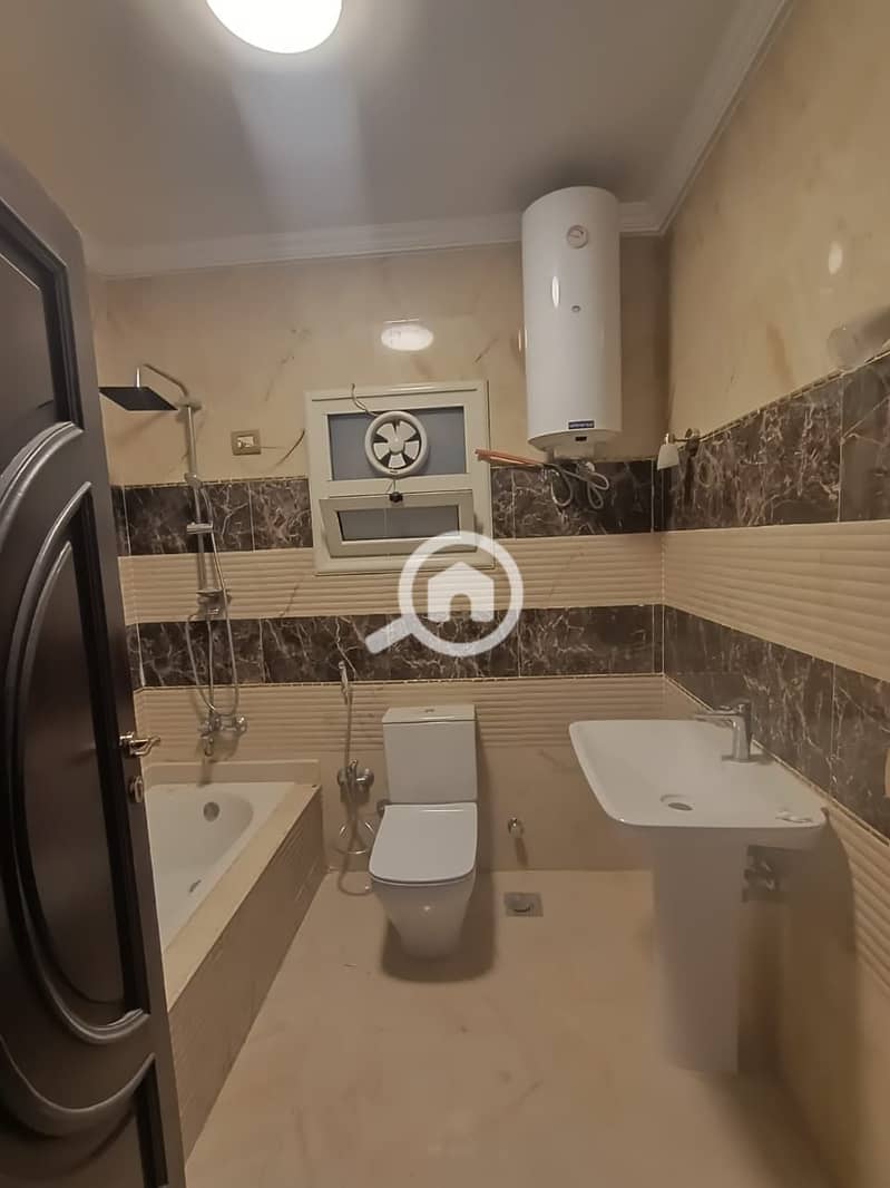 12 WhatsApp Image 2025-10-27 at 9.33. 04 PM. jpeg