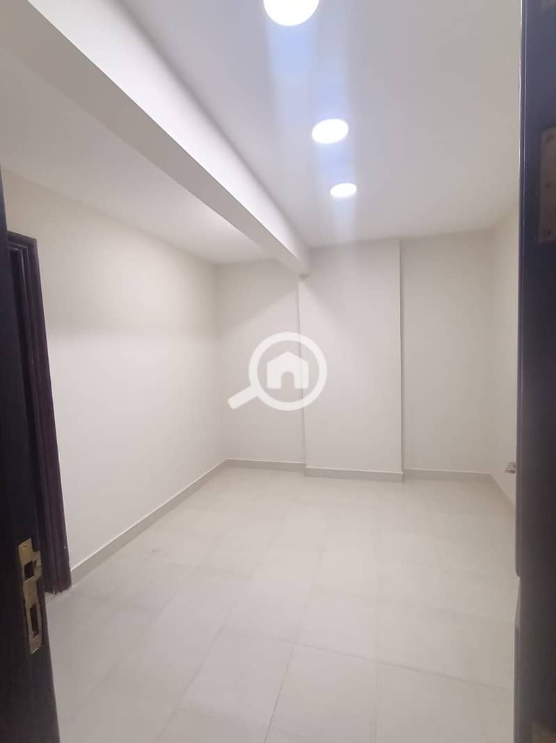 17 WhatsApp Image 2025-10-27 at 9.33. 02 PM (2). jpeg