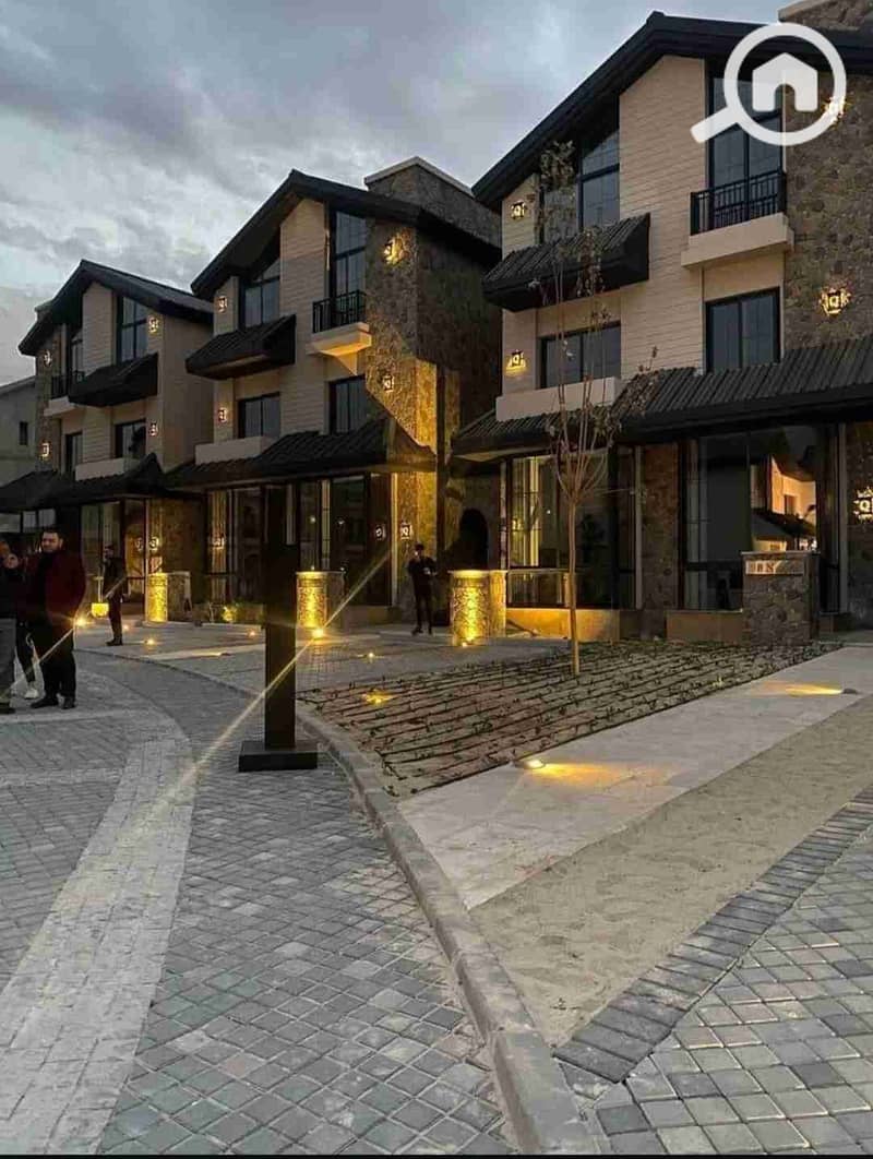 1000461551. jpg 1000461551. jpg