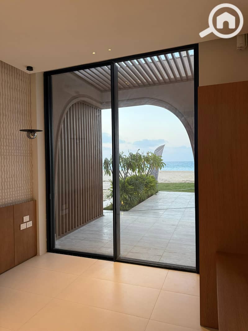 12 WhatsApp Image 2025-08-19 at 4.28. 12 PM. jpeg