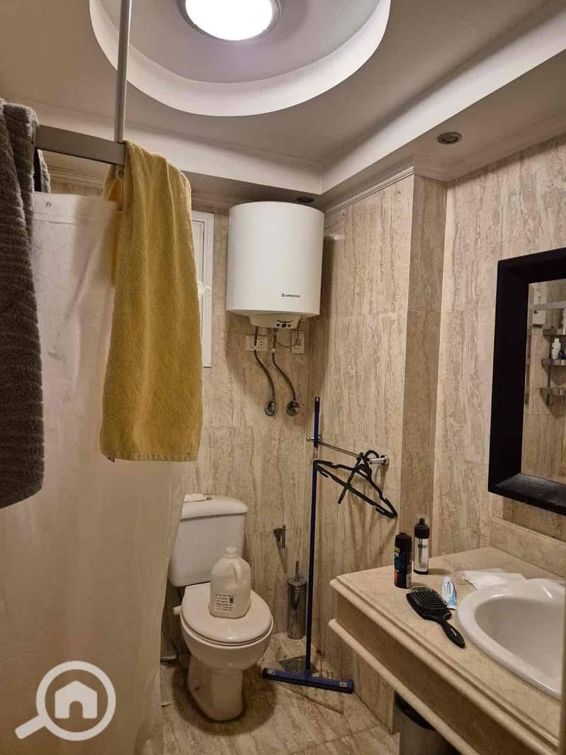 4 004e2d70-4d81-4a8f-93c0-a4eb00166f62. jpg