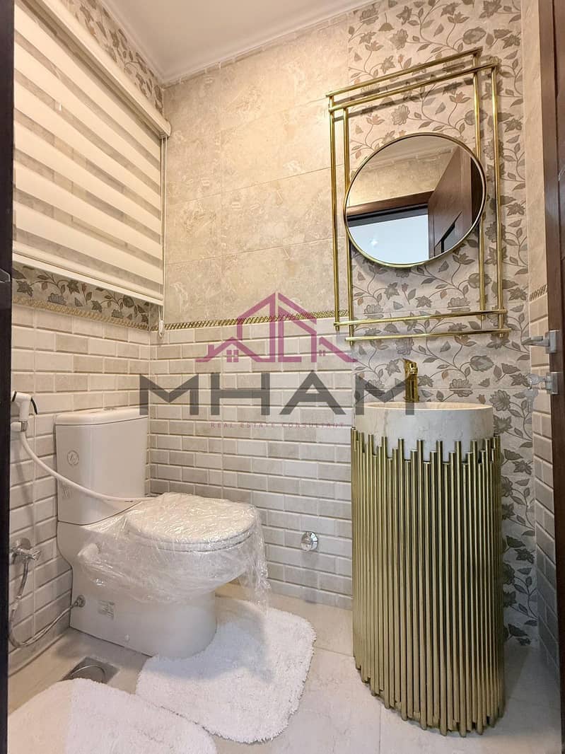 9 3a5493a4-d480-4c19-aaff-d0dec9253a0d. jpeg