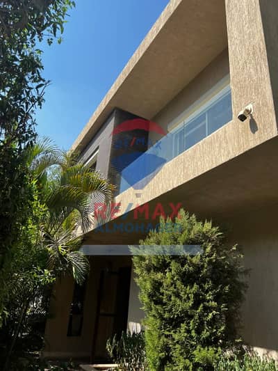 فیلا 5 غرف نوم للبيع في 6 أكتوبر، الجيزة - IMG-20251021-WA0204. jpg فیلا 5 غرف نوم للبيع في 6 أكتوبر، الجيزة - IMG-20251021-WA0204. jpg