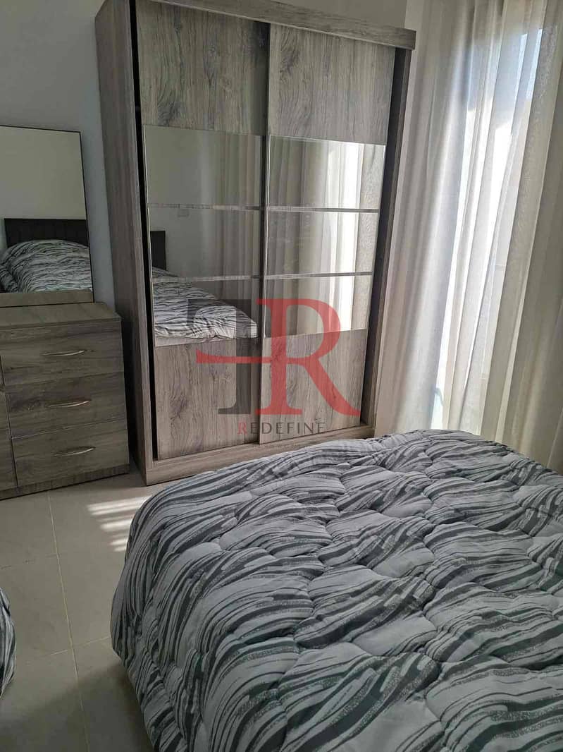 8 ea73e493-1245-4b54-b4f3-8a58b055f030. jpg