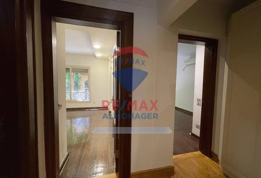 6 12f3e318-597e-4dab-9ab1-26e3fe3655d3. jpg