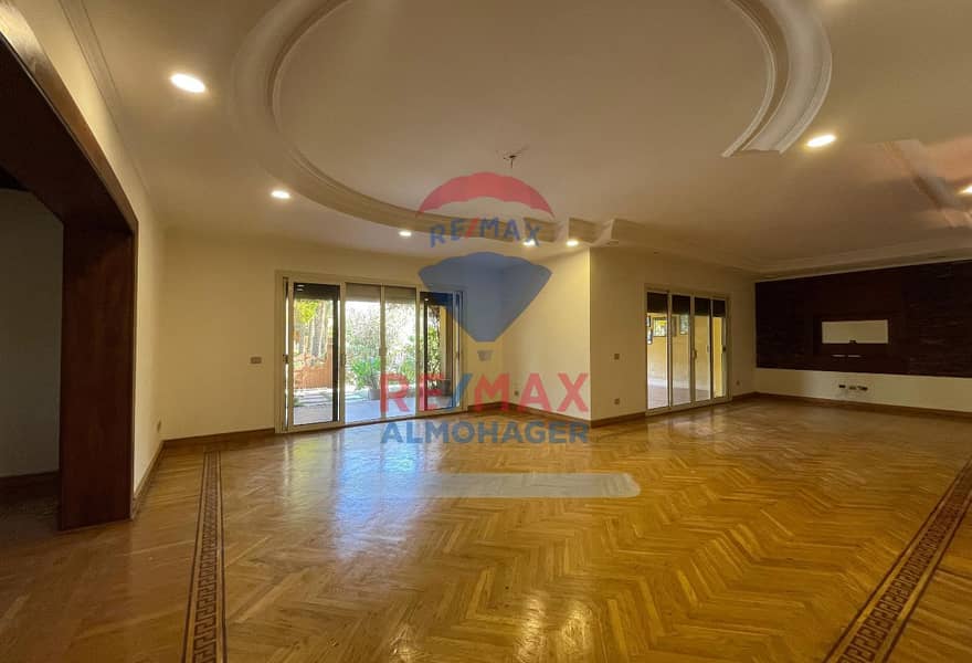 9 55e22aca-14b5-417e-8fed-a1ba32b3c531. jpg