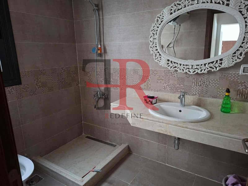 6 3481e453-d5df-478f-90a1-7d59362671d5. jpg