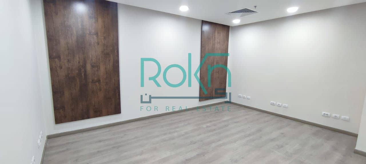 14 ec5e884b-47db-41eb-bc23-c1943e36db5a. jpg