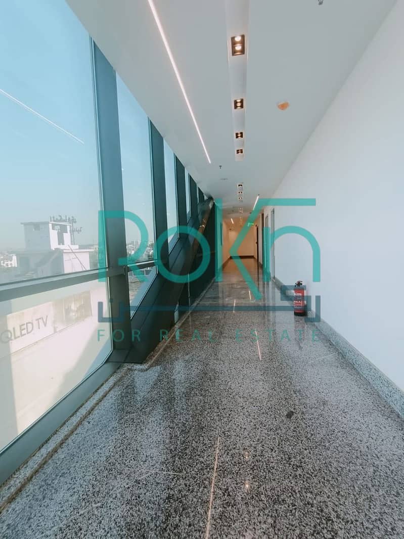 10 b9ece777-5167-4871-ae0a-de8a736fc628. jpeg