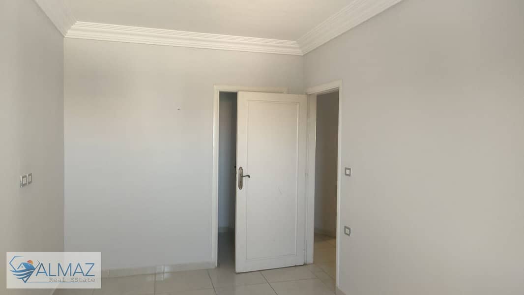 10 WhatsApp Image 2025-10-28 at 10.33. 31 AM (1). jpeg