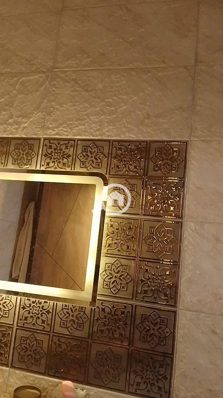 4 WhatsApp Image 2025-10-02 at 10.45. 52 PM. jpeg