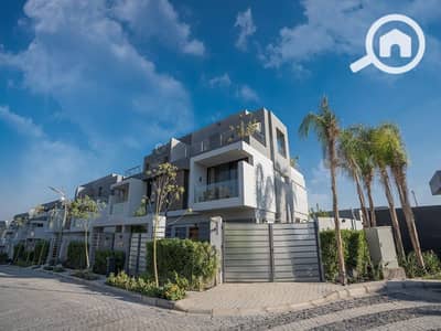 4 Bedroom Villa for Sale in Sheikh Zayed, Giza - {C1D2B929-43AF-428D-840A-B33D4FDC9C3D}_800x600 (1). jpg