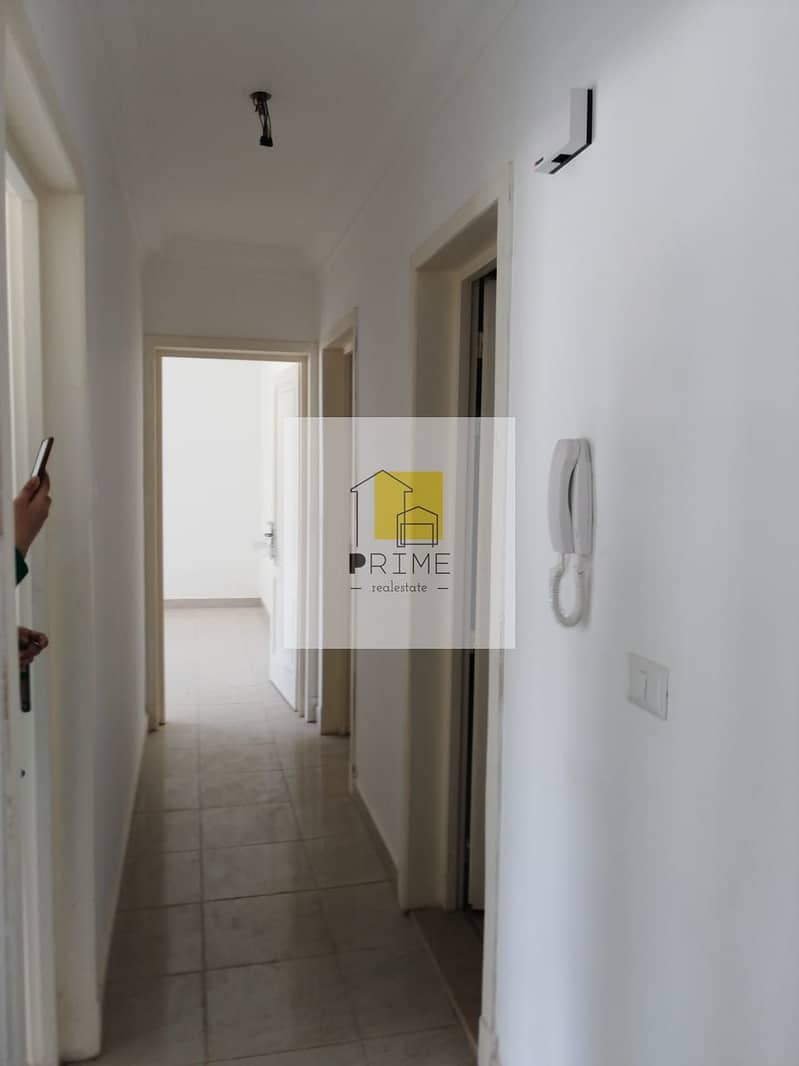 2 WhatsApp Image 2025-10-27 at 18.41. 11_2339cafe. jpg