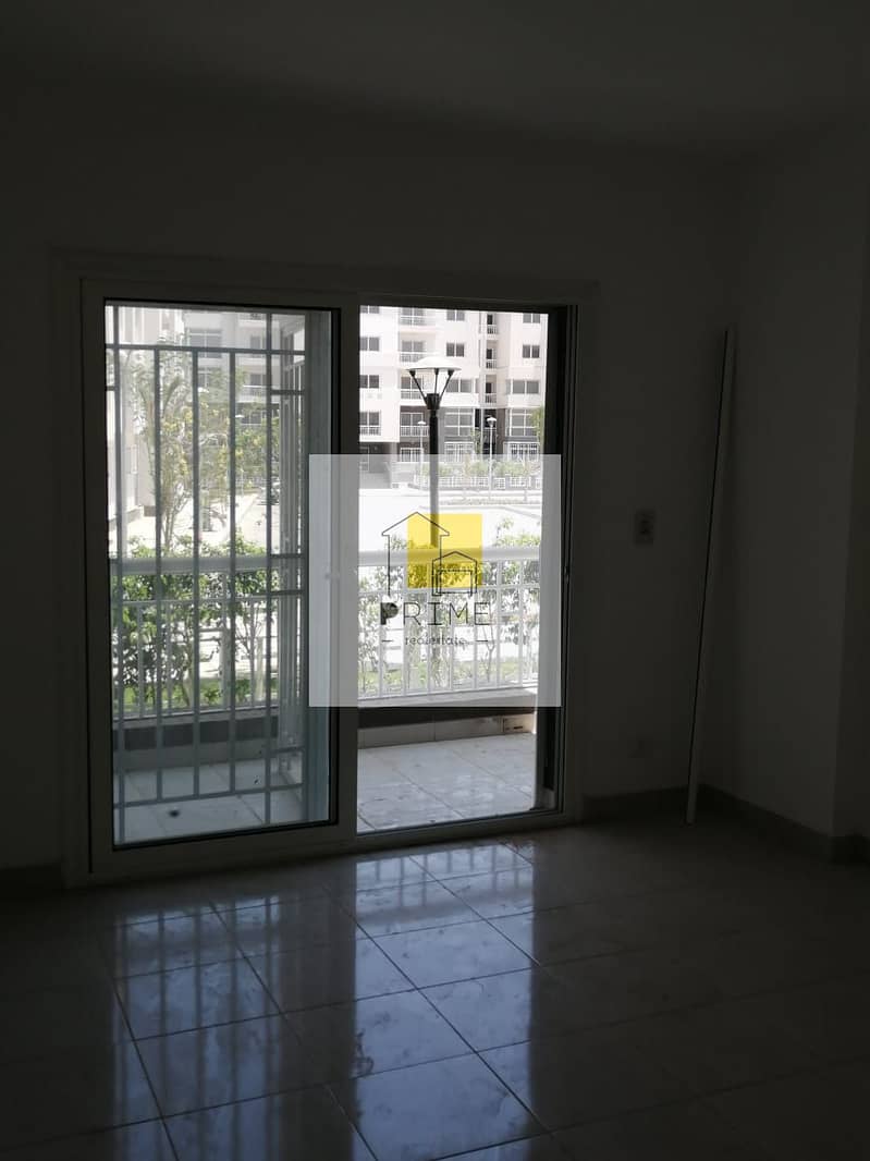 11 WhatsApp Image 2025-10-27 at 18.41. 10_2f23e3e2. jpg