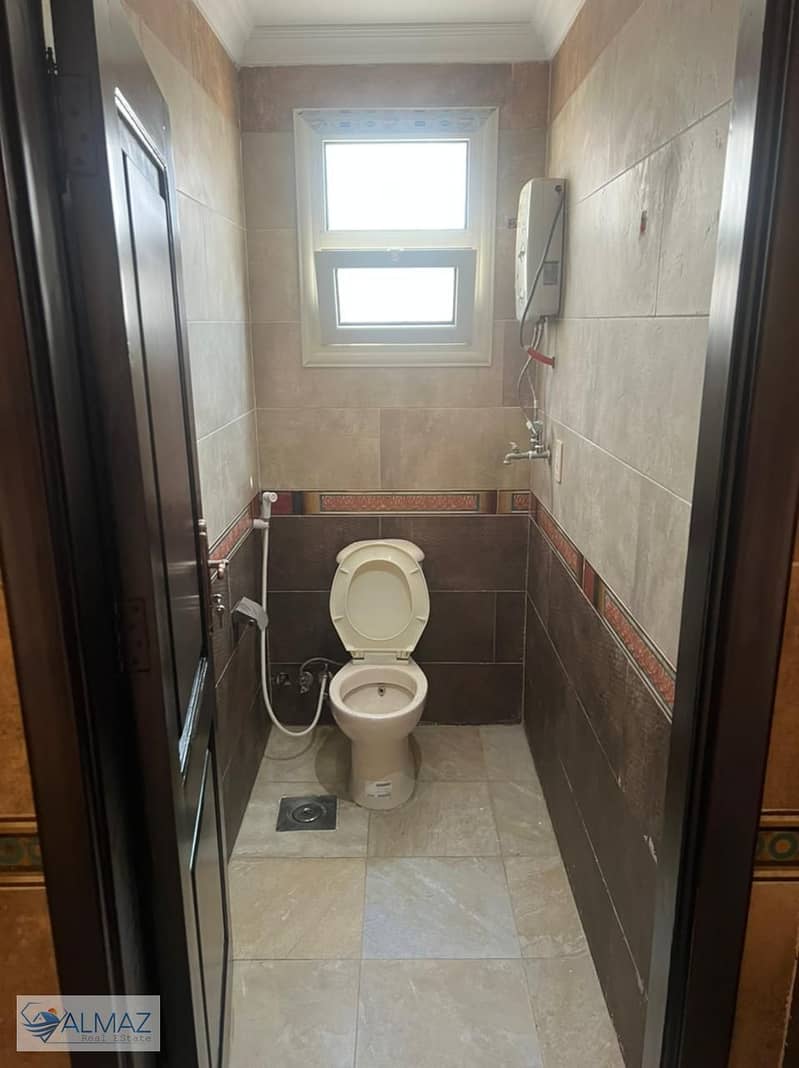 11 WhatsApp Image 2025-10-28 at 10.57. 52 AM. jpeg